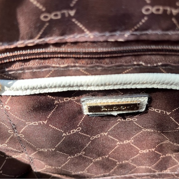 Gorgeous Aldo Tri-Color Large Tote Bag - Picture 11 of 12